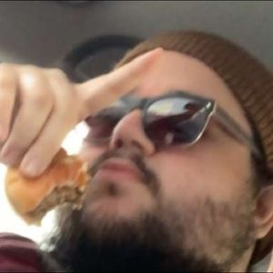 Meet your Posher, Lucas